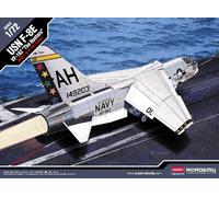 USN F-8E Vf 162 The Hunters Fighter 1:72 Plastic Model Kit ACADEMY