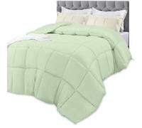 Utopia Bedding, 4.5 Tog All Year Round Coverless Duvet, Microfiber Soft Breathable Duvet, Box Stitch Quilt Ideal for Cold Weather, Machine Washable (Sage Green, Queen (Pack of 1))