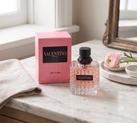 Valentino Born in Roma Donna 3.38 fl oz Women's Eau de Parfum - PROD225910169