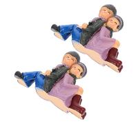 VALICLUD Miniature Couple Figurines Random Color 2pcs Resin Crafts Decorative Micro Landscape Ornaments for Photography Prop and Birthday Party Cake DIY Decor Accessories