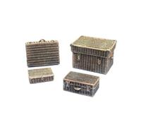 Vallejo Scenics - 1:35 Wicker Suitcases