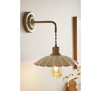 ValueLights Holborn Brushed Gold Wall Light with Adjustable Scallop Shade ValueLights Gold