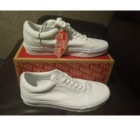 Vans Woman Trainer Old Skool True White in UK 4.5 Shoe Footwear