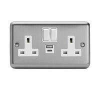 Varilight Double Switched Plug Socket With USB C Charging - Value Matt Chrome With White Insert, XS5UACW