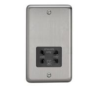 Varilight Dual Voltage Shaver Plug Socket 240V/115V 240V/115V Matt Chrome Xsssb