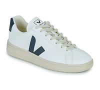 Veja Shoes (Trainers) URCA in White 11