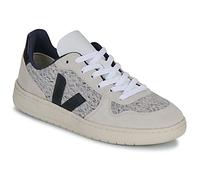 Veja Shoes (Trainers) V-10 in Beige 4