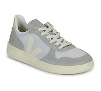 Veja Shoes (Trainers) V-10 in Grey 6.5