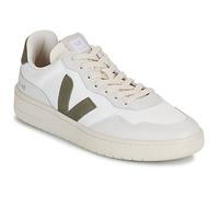 Veja Shoes (Trainers) V-90 in White 6.5