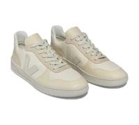 Veja V-10 Trainers