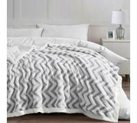 Velosso Jacquard Chevron Sherpa Reverse Throw - 100cm x 150cm - Grey