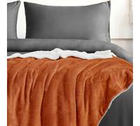 Velosso Luxurious Velvet Throw Blanket with Plush Sherpa Reverse in Orange | Size: 125 cm x 150 cm Velosso Orange 125 cm x 150 cm