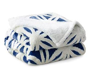 Velosso Sherpa Fur Throw Blanket Reversible Fluffy Bed Throw Teddy Sofa Bed Blanket Travel Warm Super Soft Blanket 127 x 152cms (Navy)