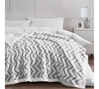 Velosso Thermal Sherpa Backed Blanket, Textured Jacquard with Chevro in Grey | Size: 100 cm x 190 cm Velosso Grey 100 cm x 190 cm