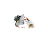 VEMO V30-79-0004 Blower motor regulator
