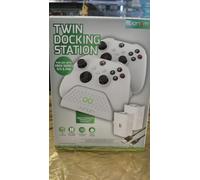 Venom Xbox Series X / S Twin Charging Dock - White