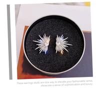 VERDANVERSE Sparkling Star Earrings for Women Rhinestone Statement Jewelry Dazzling Ear Studs Bridesmaid Accessories Eye Catching Glamour Design