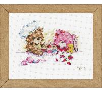 Vervaco Counted Cross Stitch Kit: Popcorn & Brie Bear