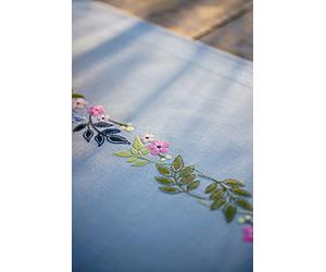 Vervaco Embroidery Kit: Runner: Flowers & Leaves