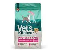 Vet's Kitchen Protect & Care Complete Dry Senior Dog Food, Salmon & Brown Rice - Hypoallegenic with Added Health Benefits for Senior Dogs (7.5kg)