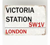 Victoria Station Metal Sign London Street Novelty Retro Wall Plaque Vintage Outdoor Decoration Plaque 8X12 inch