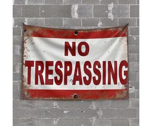 Vintage Bar Decor Rusty 'No Trespassing' Sign with Bold Red Letters On White Backgr Tapestry Cool Things for Your Room Small Wall Tapestry(75X100CM)