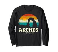 Vintage Retro Style Skyline Arches Utah Arches National Park Long Sleeve T-Shirt