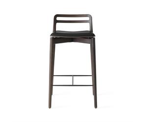 Vipp 484 Cabin Bar Stool Dark Oak/Black Leather