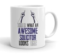 VIROSA Funny Solicitor Mug - “This is What an Awesome Solicitor Looks Like” - Gift for Lawyers - 11oz Coffee Cup for Office