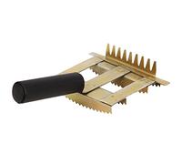 Vistreck Livestock Shedding Comb for Cattle & Cows - Ergonomic Grooming Tool with Iron Teeth for Effective Hair Removal