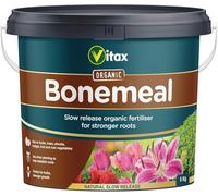 Vitax Bonemeal Garden Fertiliser 10kg Tub - High-Phosphate Organic Slow Release NPK 3.5-20-0 - Promotes Deep Root Development for Bulbs, Roses, Fruit Trees and Shrubs - Sterilised Bonemeal