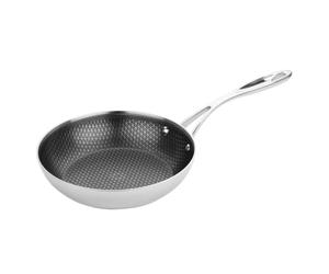 Vogue St-S Tri-Wall Saucepan with Clad Coating, 200x40 mm | Distributes heat evenly across the base to eliminate hot spots, ensuring consistent commercial cooking results.