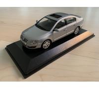 Volkswagen Phaeton - 1/43 scale - VW Minichamps modelcar - 3D0099300GP
