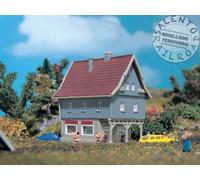 Vollmer 49553 Z Scale 1:220 Large Double Story House With Roof