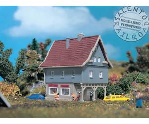 Vollmer 49553 Z Scale 1:220 Large Double Story House With Roof