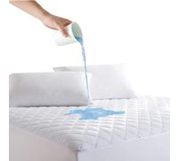VOZBI Double Mattress Protector, Quilted Mattress Protector Double Bed, Fits Mattresses up to 12 Inch, Breathable Double Bed Protector Prevents Mattress from Ripping-White