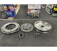 VW GOLF MK7 1.6TDi CLHA BLUEMOTION TECHNOLOGY SOLID FLYWHEEL CLUTCH KIT 5 SPEED