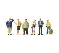 Waiting Train Passengers Figure Pack HO NEW
