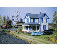 Walthers Cornerstone 933-3651 Aunt Lucy's House Plastic Kit