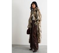 Warehouse Women's Premium Zig Zag Longline Faux Fur Coat in Mono | Size: 14 Warehouse Mono 14