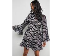 Warehouse Women's Flippy Hem Volume Sleeve Viscose Zebra Jacquard Dress in Black | Size: 14
