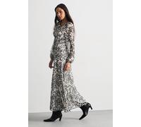 Warehouse Women's Shirred Bodice Detail Dogstooth Printed Midi Dress in Mono | Size: 8