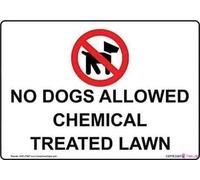 Warning Plaque Wall Decor No Dogs Allowed Chemical Treated Lawn Sign Outdoor Security Farm Yard Warning Decoratives Decoration Sign Aluminum Metal Tin Sign 6"x8"