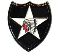 Warzone 2nd Infantry Division USA US Army Insignia Indian Head Enamel Military Badge