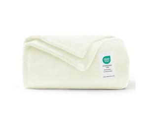 WAVVE Fleece Blanket Sofa Throw White Cream 4ft x 5ft - Fluffy Soft Warm Versatile Blanket for Sofa/Couch/Bed Throw/Single Size, 130x150 cm