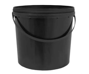 We Can Source It Ltd - 20L Black Plastic Bucket with Tight-Seal Lid and Sturdy Carry Handle - Food Safe Heavy Duty Container for Kitchen, Catering, Storage, Cleaning and Everyday Tasks - Pack of 2