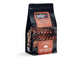 Weber Pork Wood Chips Blend/BBQ Accessory, Natural Smoking Chips for Barbecue...