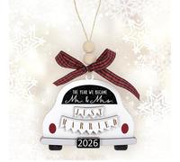 Wedding Gifts, 2026 Mr and Mrs Ornament, Rustic Wooden Wedding Keepsake Bridal Shower Gift Engagement Present Hanging Décor for Newlyweds Engagement Present for Couples