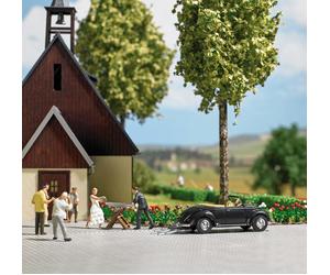 Wedding tradition OO/HO Gauge Busch 7980