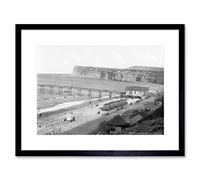 Wee Blue Coo SALTBURN BY THE SEA GENERAL VIEW YORKSHIRE ENGLAND OLD BW FRAMED PRINT B12X797